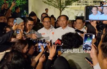 In Picture: Hadir di Jakarta, Jokowi Sampaikan Dukungan ke Ridwan Kamil