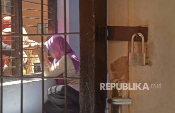 Kejati NTB Tahan Tersangka Korupsi Perbaikan Gedung Asrama Haji Lombok