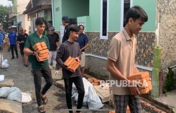 Menyaksikan Langsung Kinerja Ketua RT Gen Z Arya Maulana, Kerja Nyata atau Unjuk Gaya?