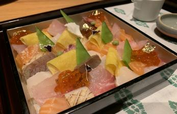 Sushi di Ubud Sesegar Makan di Pasar Tsukiji