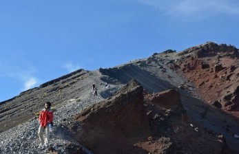 Kuota Pendaki Rinjani Dibatasi 700 Orang per Hari, Ini Alasannya