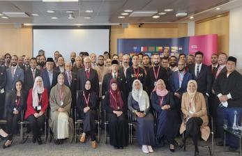 Sekjen WZWF Buka Konferensi Internasional World Zakat and Waqf Forum 2022 di Inggris