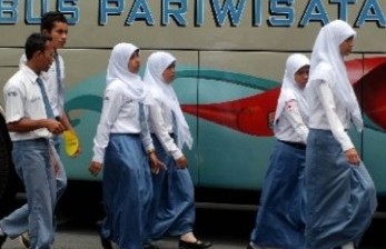 93 Ribu Murid di Jateng Dipastikan Gagal Masuk SMA/SMK Negeri 