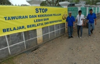 Cegah Tawuran di Kota Sukabumi, Bhabinkamtibmas Edukasi Pelajar SMP