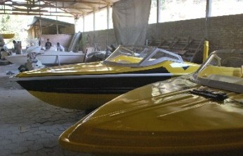 Speedboat atau kapal cepat (ilustrasi).Tarif baru perahu motor cepat atau speed boat reguler antarkota/kabupaten di Kalimantan Utara terkait dampak penyesuaian kenaikan Bahan Bakar Minyak (BBM), mulai berlaku pada Senin (5/9/2022).