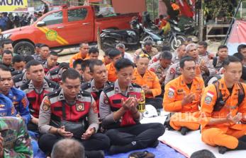 Hari Kelima, Ikhtiar Langit Dilakukan jadi Upaya Pencarian Korban Longsor di Gunung Kuda