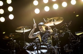 Alami Pankreatitis, Drummer Blink-182 Dirawat di Rumah Sakit