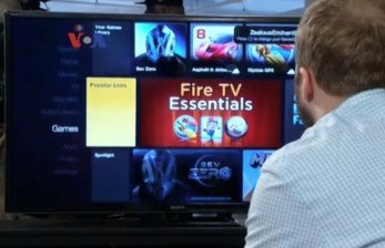 TV pintar dipamerkan dalam Consumer Electronics Show di Las Vegas. ilustrasi. Beberapa perusahaan besar mundur dari gelaran CES 2022 karena khawatir penyebaran omicron.