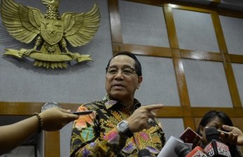 Anggota Komisi IV DPR RI Firman Soebagyo mengatakan pandemi COVID-19 harus bisa menjadi momentum ketahanan pangan nasional di mana kebutuhan pangan di Indonesia bisa dipenuhi dari produksi dalam negeri.