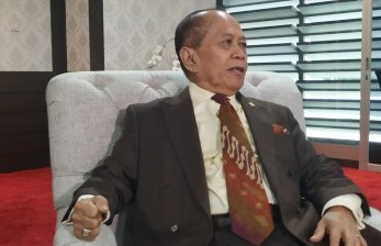 Wakil Ketua MPR Syarief Hasan memberikan apresiasi yang tinggi kepada Ketua Gugus Tugas Percepatan Penanganan Covid-19 Letjen TNI Doni Monardo dengan kerja kerasnya mengeluarkan berbagai kebijakan terkait penanganan Covid-19.