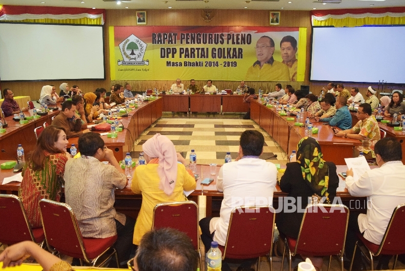 Generasi Muda Inginkan Tak Ada Perpecahan Usai Munaslub Golkar Republika Online 2350