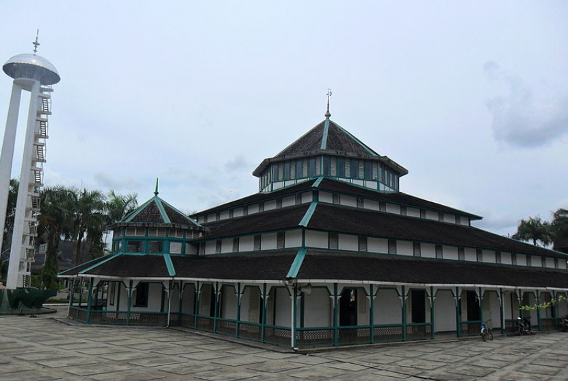 (ilustrasi) Masjid Jami Haji Amir Hasanuddin di Tenggarong, Kutai Kertanegara, Kaltim