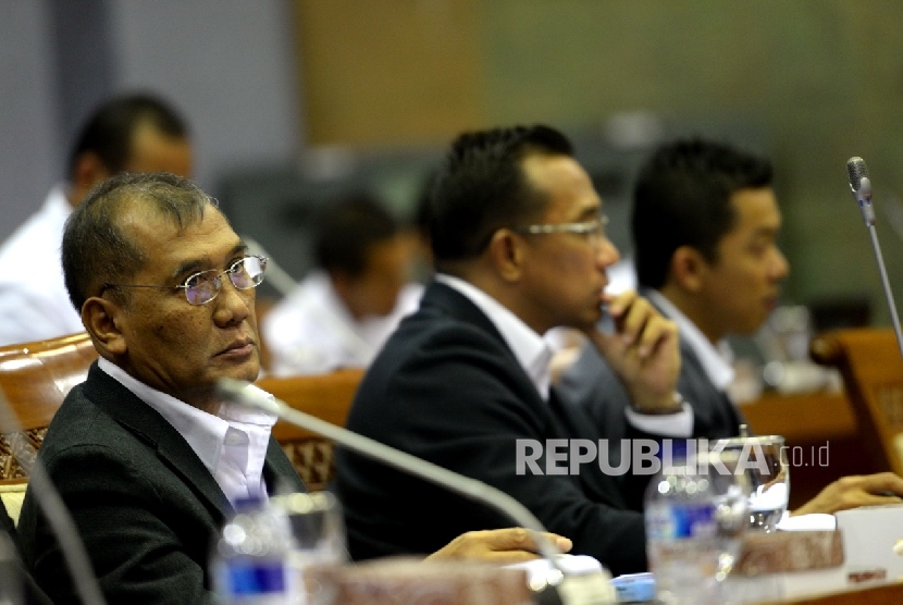 . Ketua Satlak Prima Ahmad Sutjipto mengikuti rapat dengar pendapat bersama Komisi X DPR RI di Komplek Parlemen Senayan, Jakarta, Selasa (19/1).