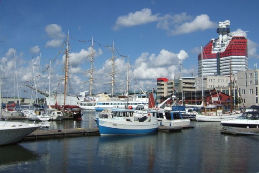 . Pemandangan pelabuhan Gothenburg dari Lilla Bommen 