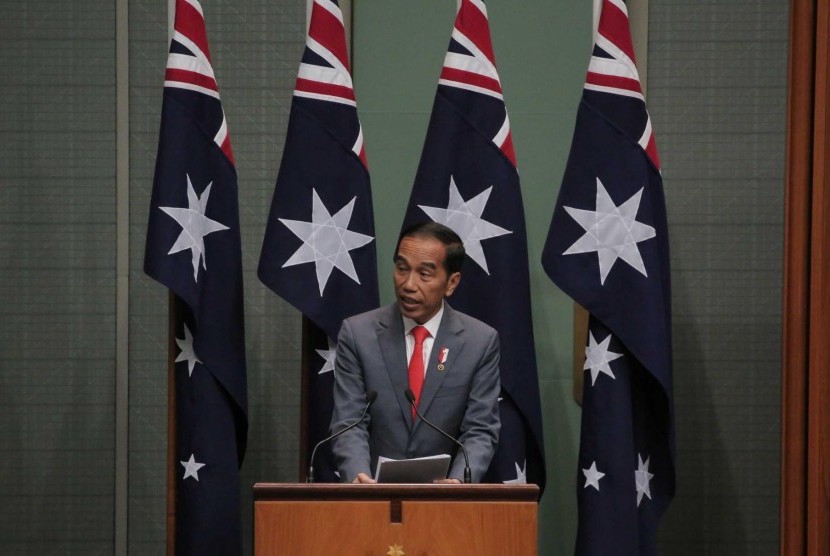 Presiden Jokowi berpidato dalam Bahasa Indonesia di Perlemen Australia