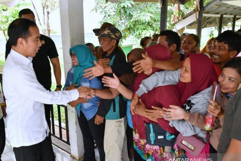 Jokowi Sidak Layanan BPJS Kesehatan di RSUD Subang