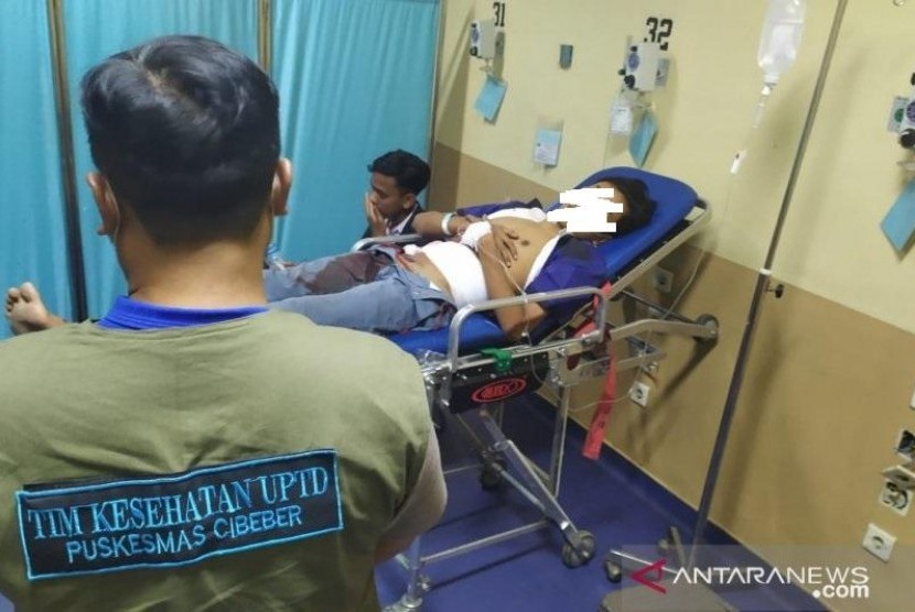  Pelajar SMK di Cianjur tertusuk benda tajam ketika terlibat tawuran