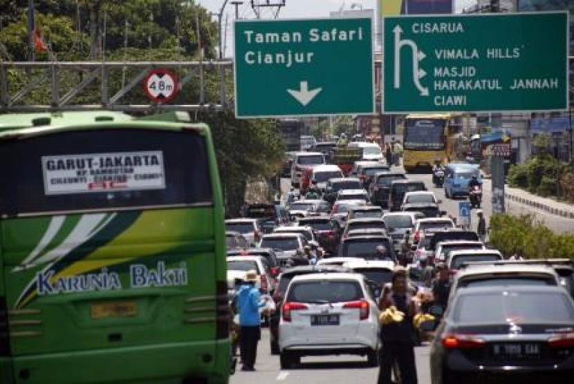  Rencana pembangunan jalur Puncak II akan dilakukan Kabinet Baru Jokowi