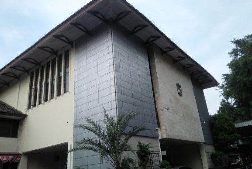  Gedung Dewan Perwakilan Rakyat Daerah (DPRD) Kota Bogor yang beralamat di Jalan Kapten Muslihat, akan disulap menjadi Galeri dan Perpustakaan Modern Kota Bogor.