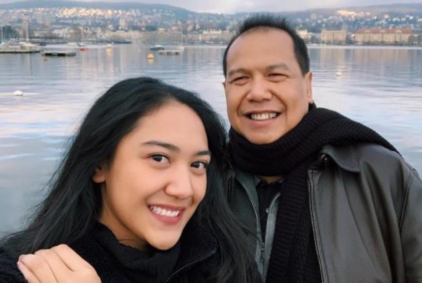 'Gerah' Disebut Anak Orang Kaya, Putri Tanjung: Bapak Gue Itu dari Keluarga Miskin!. (FOTO: Instagram/putri_tanjung)