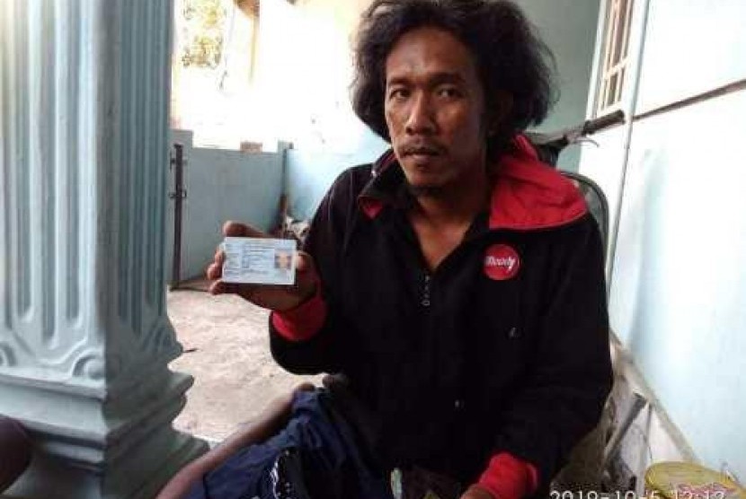  Christian Budi, PNS Papua asal Jaten, Karanganyar setiba di kampung halaman. Foto/Wardoyo