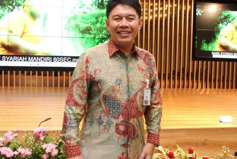 Toni E. B. Subari, Dirut PT Bank Syariah Mandiri (BSM)