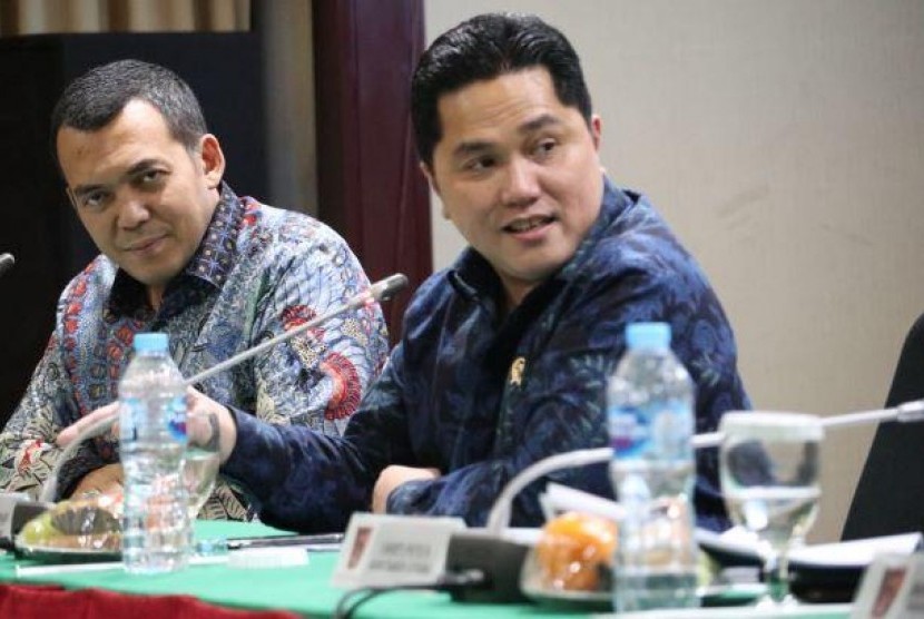 (Kiri-Kanan) Silmy Karim, CEO Krakatau Steel dan Erick Thohir, Menteri BUMN di paparan publik Krakatau Steel di Kementerian BUMN, Jakarta, Selasa 28 Januari 2020. (Foto : Krakatau Steel)