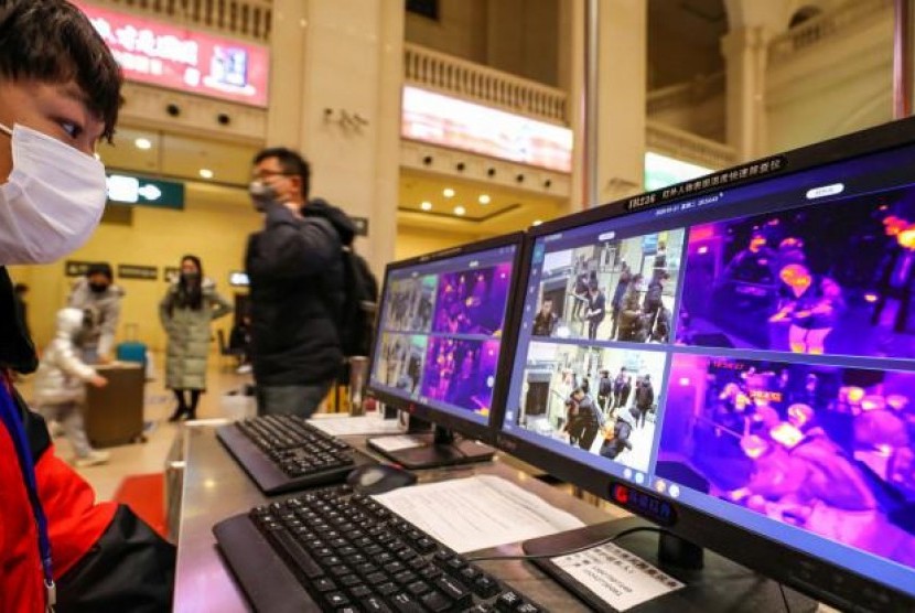 Catat Ya! Situs Ini Bisa Dipakai untuk Pantau Penyebaran Virus Corona, Sudah Sampai Negeri Tetangga. (FOTO: China Daily via Reuters)