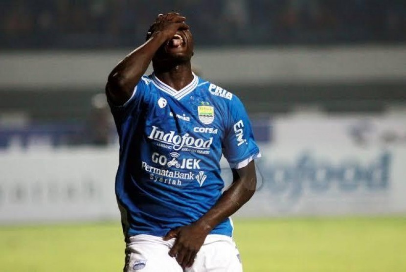 Persib: Pelatih Persib Kaget Ezechiel Diganjar Kartu Merah