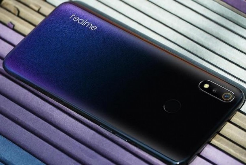 Luncurkan 5G Pertamanya, Realme Bidik Kirim Ponsel 50 Juta Unit Tahun Ini. (FOTO: Instagram Realme Indonesia)