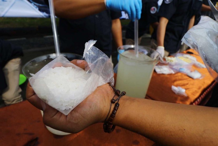 Suami Istri Pengedar Sabu Dibekuk Polres Cirebon 