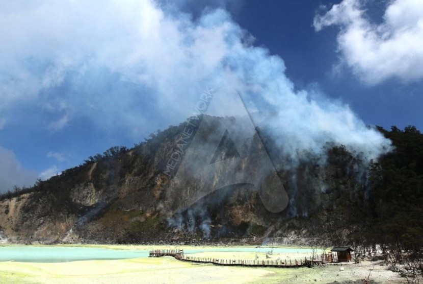  Kawah Putih