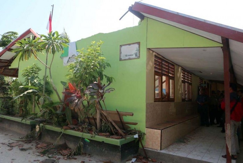 SMP Negeri Satu Atap Jambon, Ponorogo.