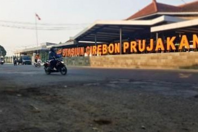 Ini Jadwal Baru KA di Stasiun Cirebon Prujakan Mulai 1 Desember