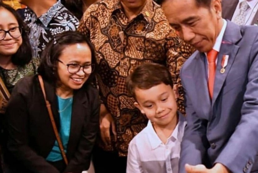 Banyak warga Indonesia di Australia berfoto selfie dengan Presiden Jokowi 