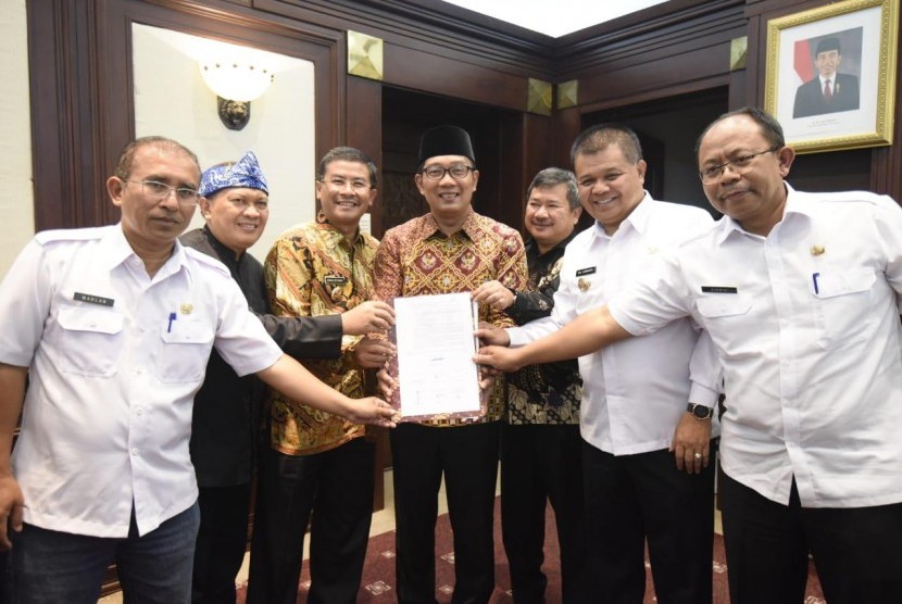  Gubernur Jawa Barat Ridwan Kamil sedang susun Pergub untuk atur regulasi terkait insentif