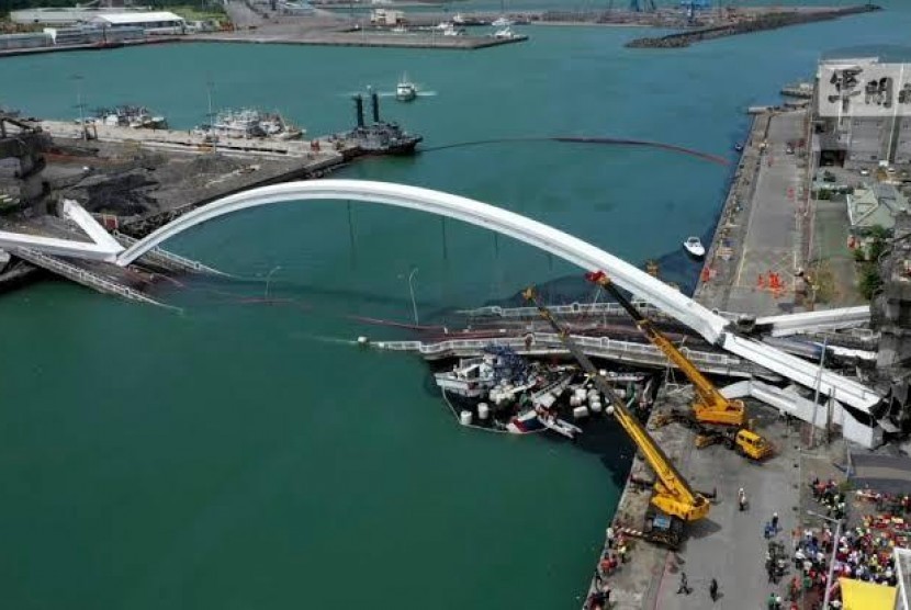  Jembatan roboh di Taiwan memakan korban jiwa tenaga kerja asal Indonesia
