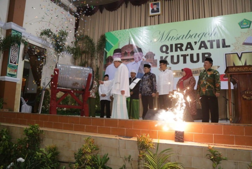  DPRD Provinsi Jawa Barat mengapresiasi kegiatan Musabaqah Qiraatil Kutub (MQK) 2019 yang diselenggarakan di Pesantren Cipasung, Kabupaten Tasikmalaya, Selasa (15/10/2019). 