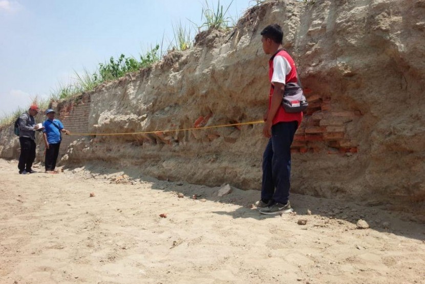 Struktur batu bata kuno kembali ditemukan di Dusun Kedaton Jombang