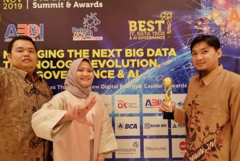 Lintasarta Boyong Dua Penghargaan Best IT & Data Tech Governance. (FOTO: Lintasarta)