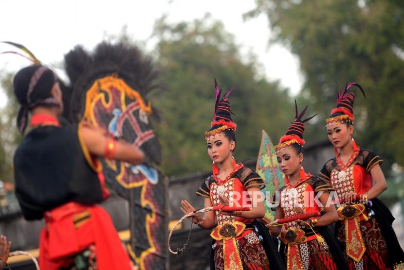 Dinas Pariwisata Kabupaten Bantul, Daerah Istimewa Yogyakarta, akan menggelar serangkaian ajang wisata dan pentas kesenian budaya (Foto: ilustrasi pentas budaya)
