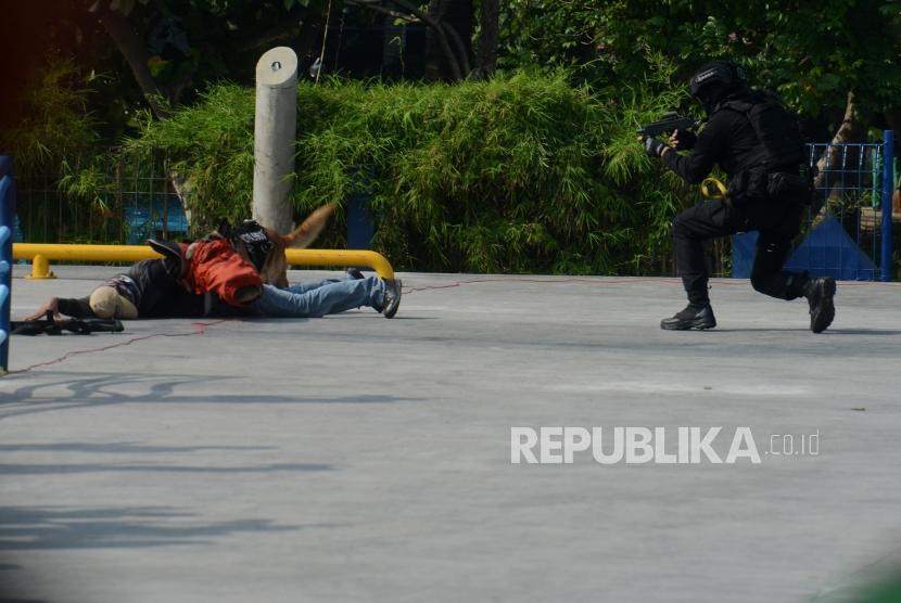 TNI simulasi penanggulangan teror