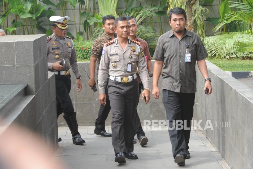 Direktur Lalu Lintas Polda Metro Jaya Kombes Halim Paggara mendatangi gedung KPK di Kuningan, Jakarta Selatan, Kamis (23/11).