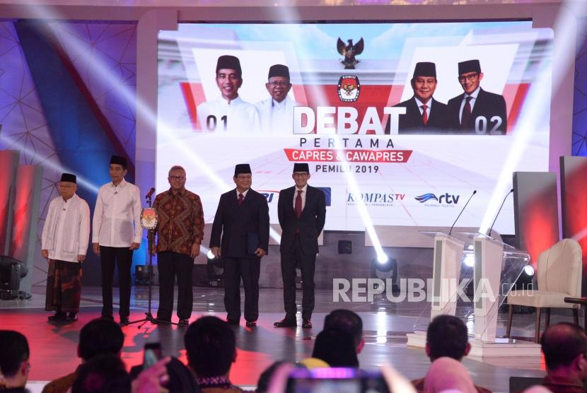 Suasana debat pertama pasangan Calon Presiden dan Wakil Presiden Pemilu 2019 di Jakarta, Kamis (17/1).