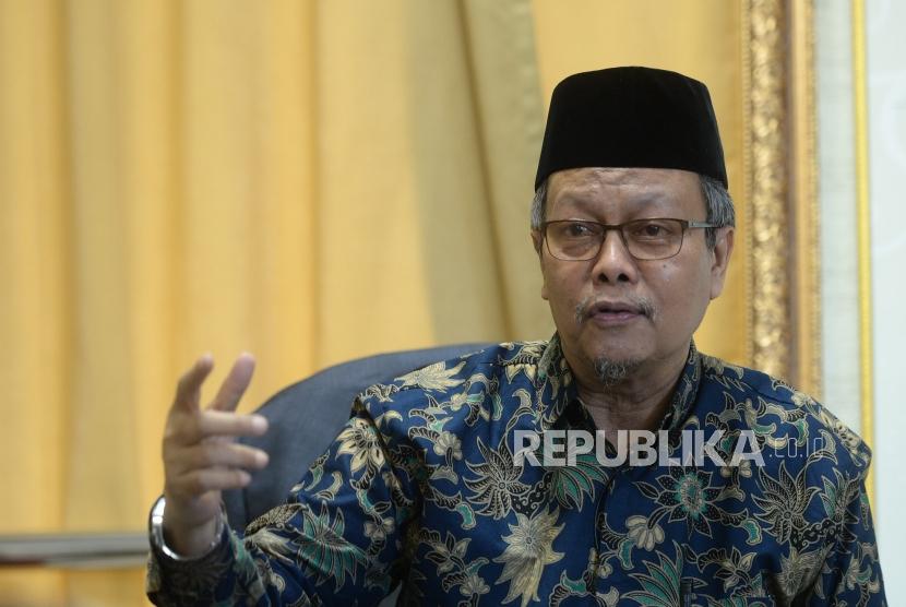 Wakil Ketua Umum Majelis Ulama Indonesia (MUI) - Prof Yunahar Ilyas