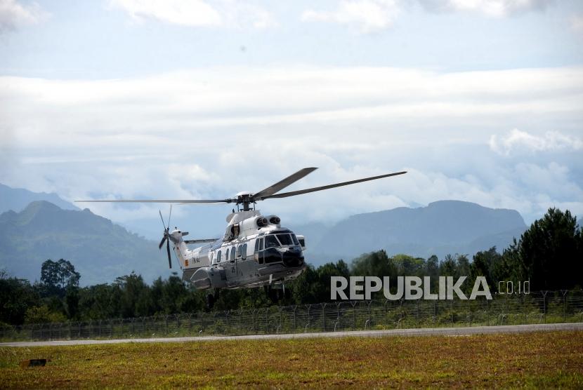 Helikopter TNI AU membawa Presiden Joko Widodo. (ilustrasi)