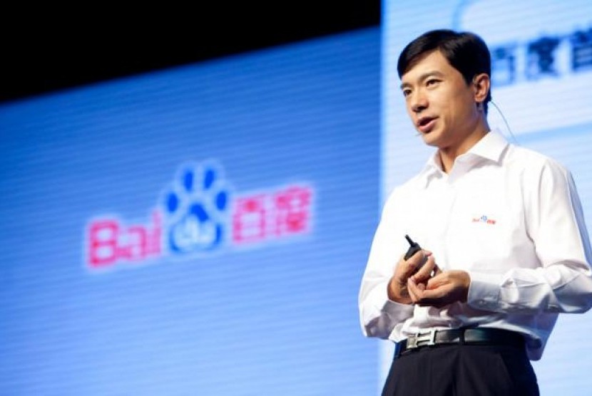 Polisi Tahan Pria Misterius yang Guyur CEO Baidu di Atas Panggung. (FOTO: Fortune)