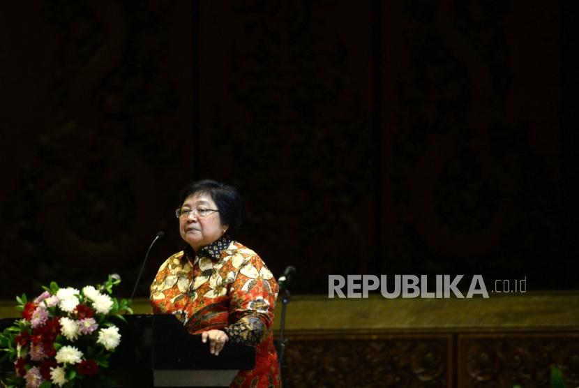 Refleksi Kinerja Kemenhut 2018. Menteri KLHK Siti Nurbaya Bakar menyampaikan paparan saat Dialog Refleksi Kinerja 2018 untuk Peningkatan Kerja Tahun 2019 di Jakarta, Senin (31/12).