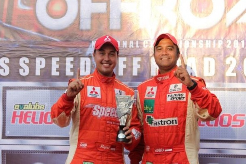 Rifat Sungkar Awali Kejurnas Speed Offroad 2014 Dengan Mulus