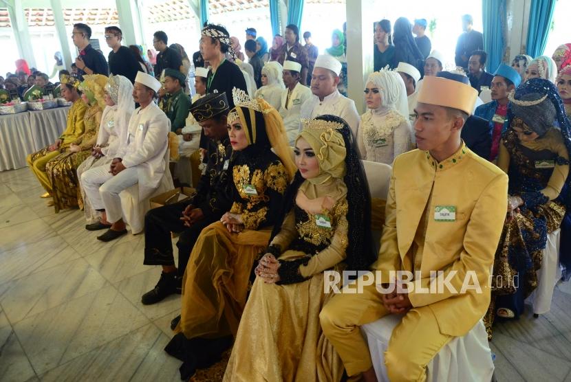 50 Pasangan Surabaya Ikuti Isbat Nikah Melalui Program Lontong Kupang (ilustrasi).